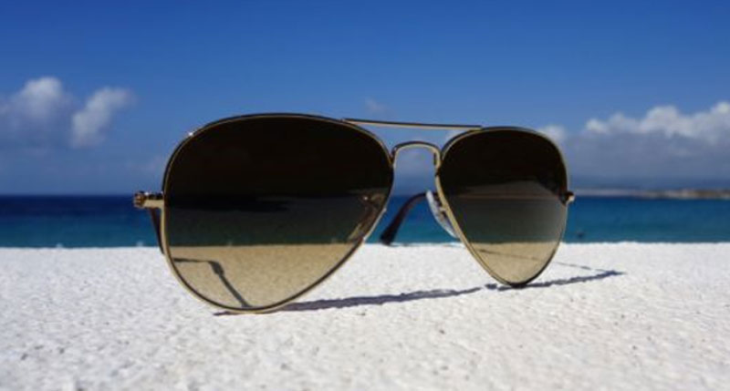 8 Do's and Don'ts for Cleaning Sunglasses - Wythe Eye Associates